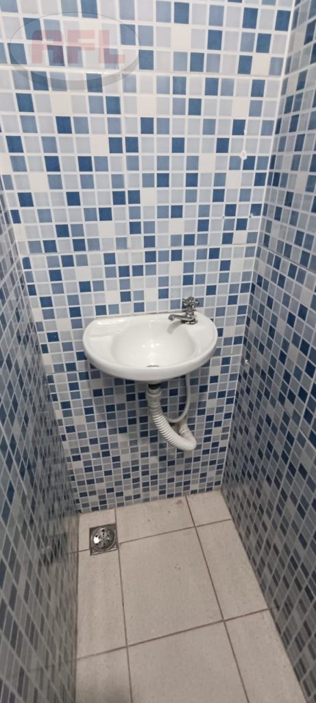 SALA COMERCIAL EM BANGU