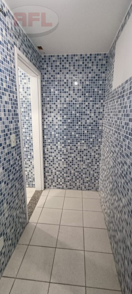 SALA COMERCIAL EM BANGU