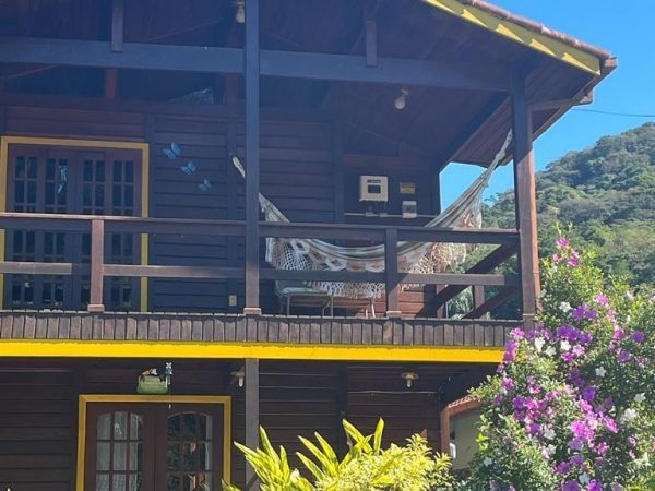 VENDE SE CASA EM GUAPIMIRIM