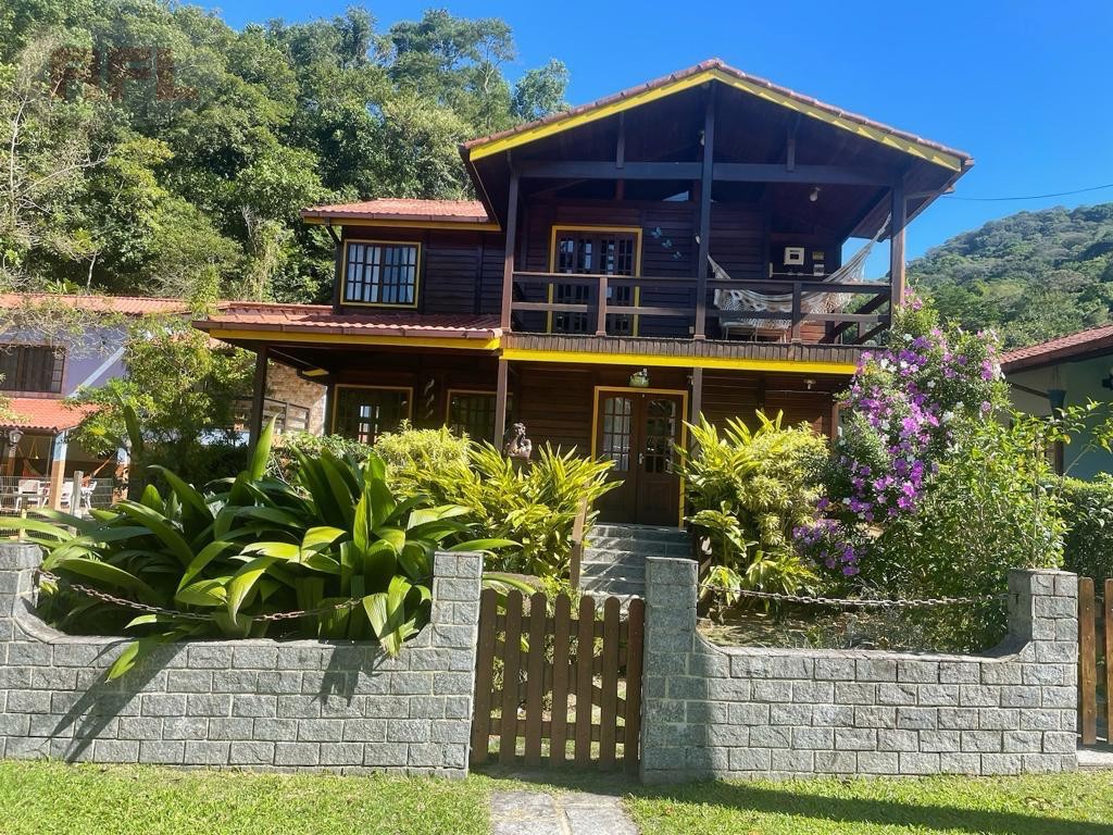 VENDE SE CASA EM GUAPIMIRIM