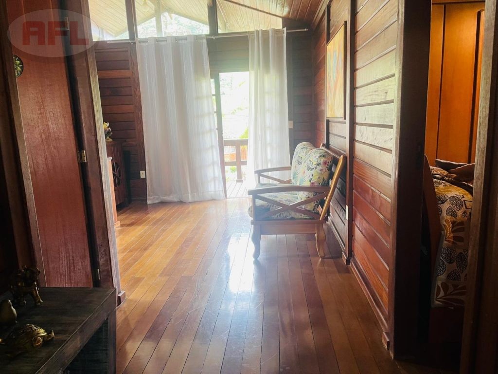 VENDE SE CASA EM GUAPIMIRIM