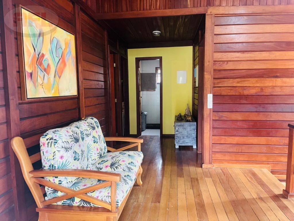 VENDE SE CASA EM GUAPIMIRIM