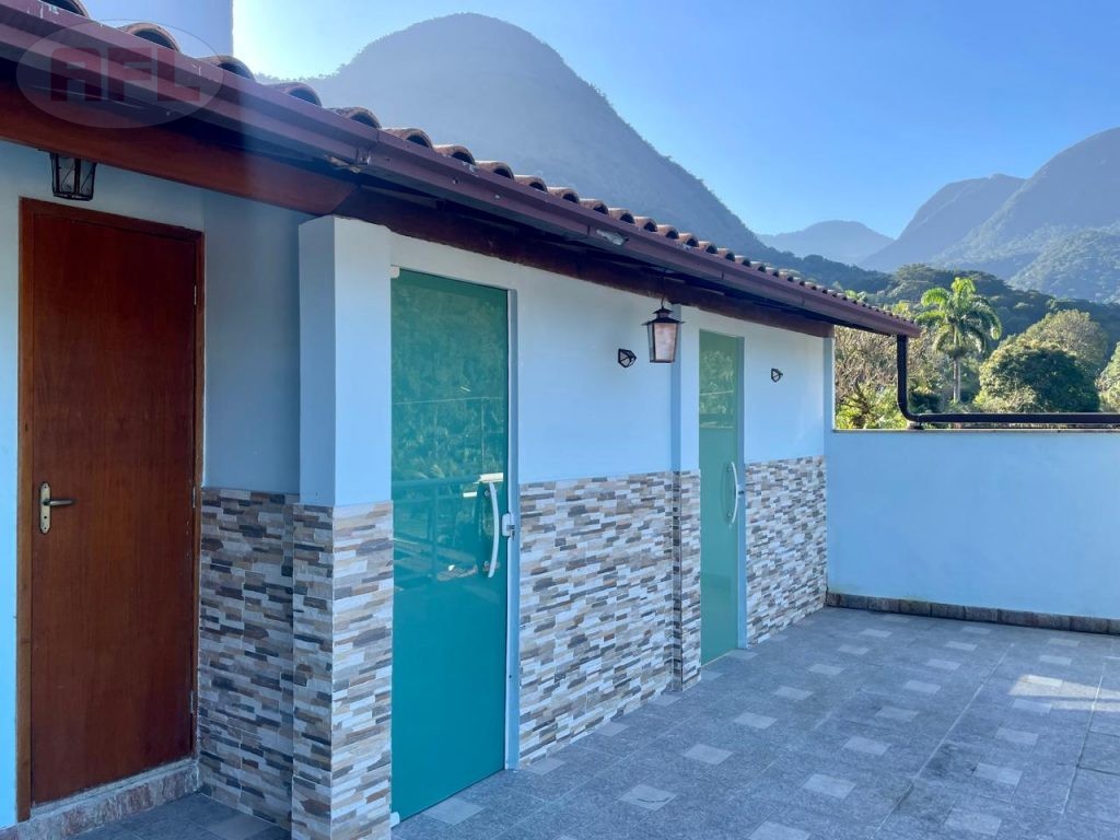 VENDE SE CASA EM GUAPIMIRIM