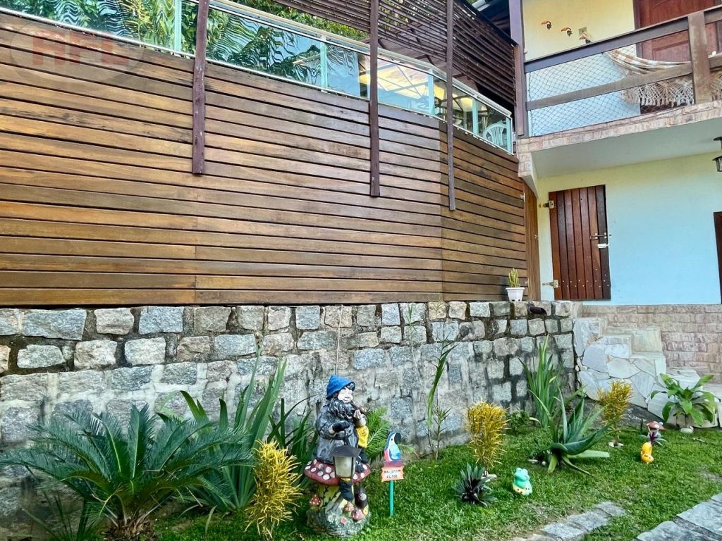 VENDE SE CASA EM GUAPIMIRIM