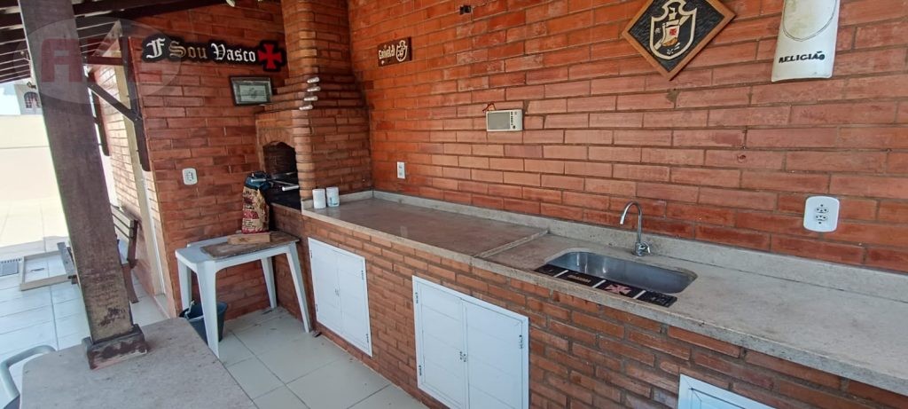 CASA EM VISTA ALEGRE