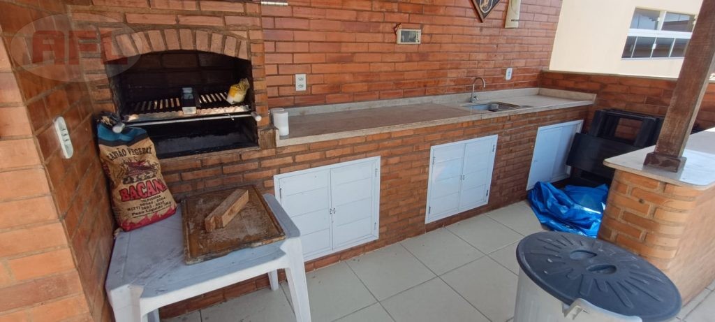 CASA EM VISTA ALEGRE