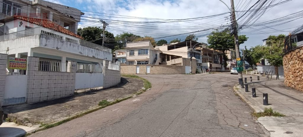 CASA EM VISTA ALEGRE