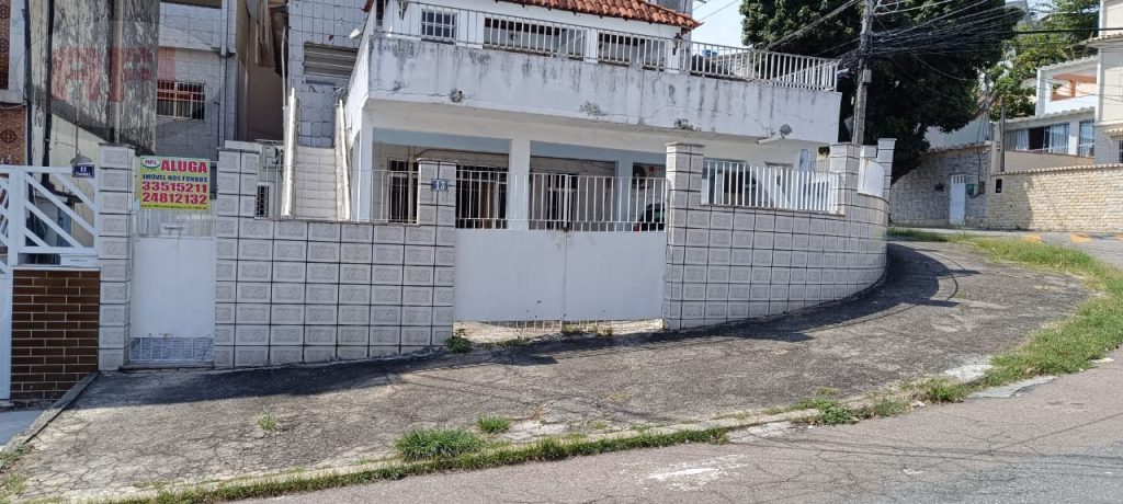 CASA EM VISTA ALEGRE