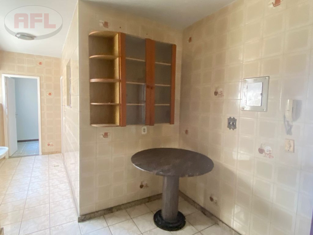 APARTAMENTO EM VISTA ALEGRE