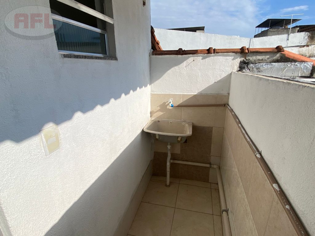 CASA DE VILA EM CORDOVIL