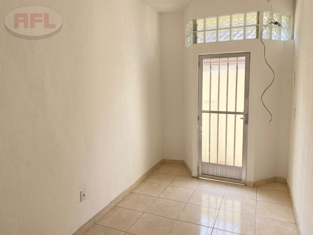 CASA DE VILA EM CORDOVIL