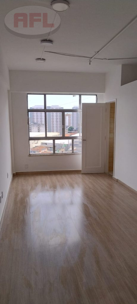 SALA COMERCIAL EM BONSUCESSO