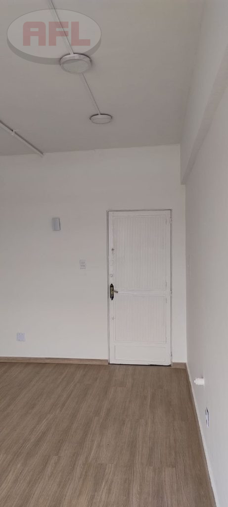 SALA COMERCIAL EM BONSUCESSO