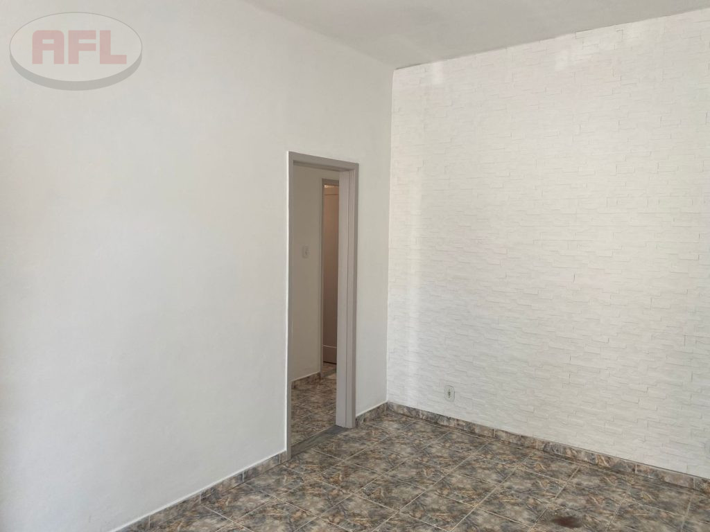 CASA TÉRREA EM VISTA ALEGRE