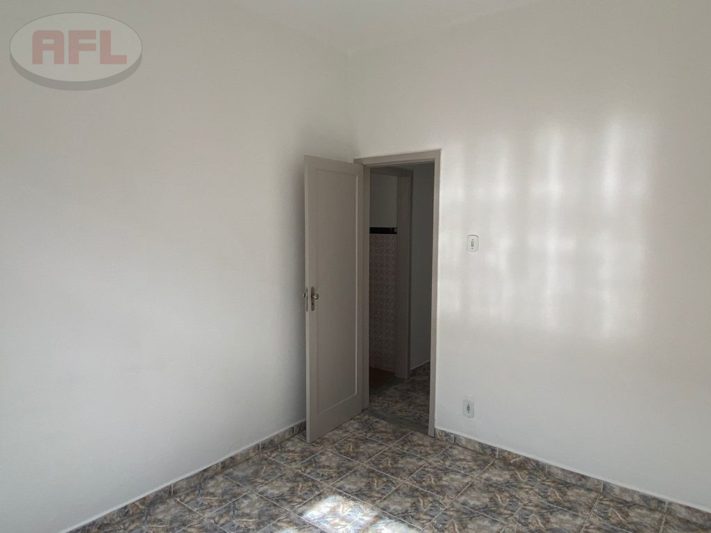 CASA TÉRREA EM VISTA ALEGRE