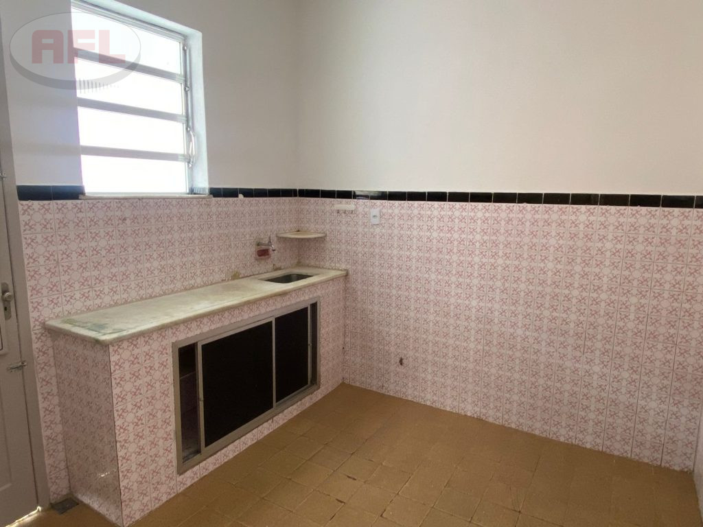 CASA TÉRREA EM VISTA ALEGRE