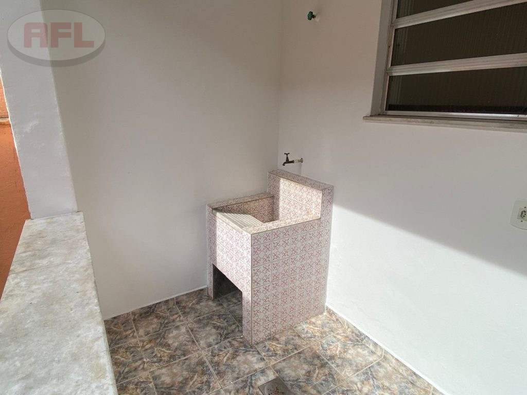 CASA TÉRREA EM VISTA ALEGRE