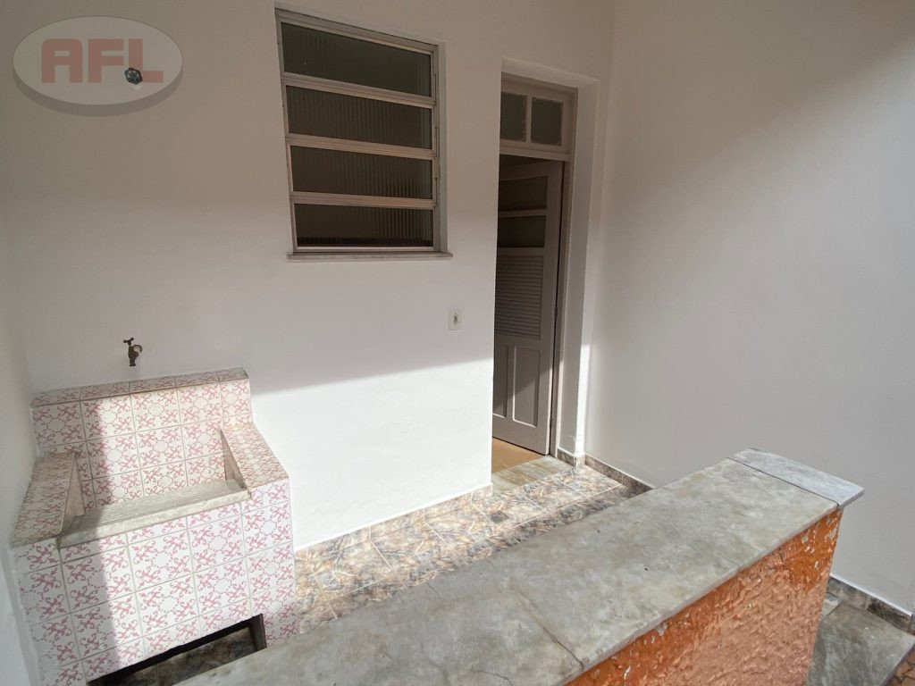 CASA TÉRREA EM VISTA ALEGRE