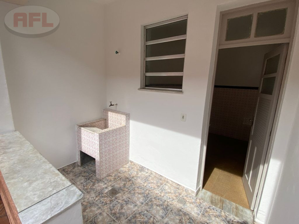 CASA TÉRREA EM VISTA ALEGRE