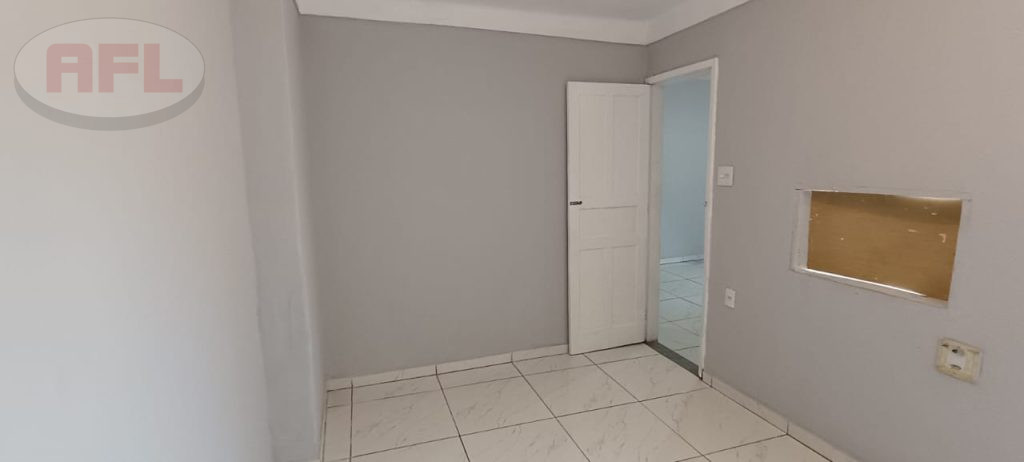 CASA NA VILA DA PENHA