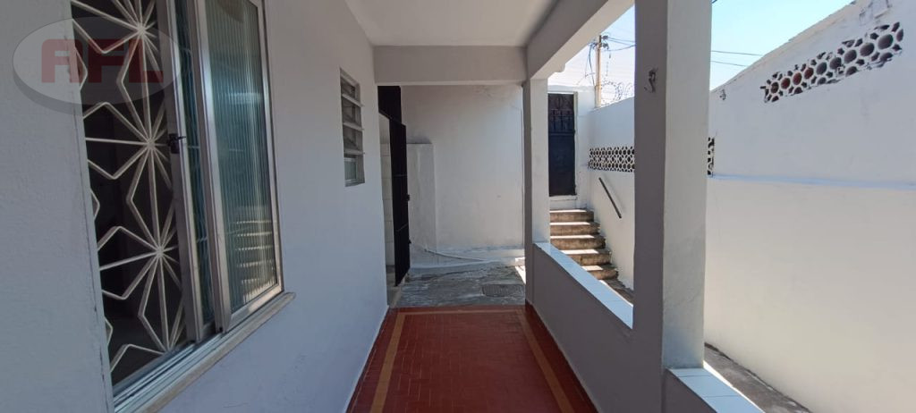 CASA NA VILA DA PENHA