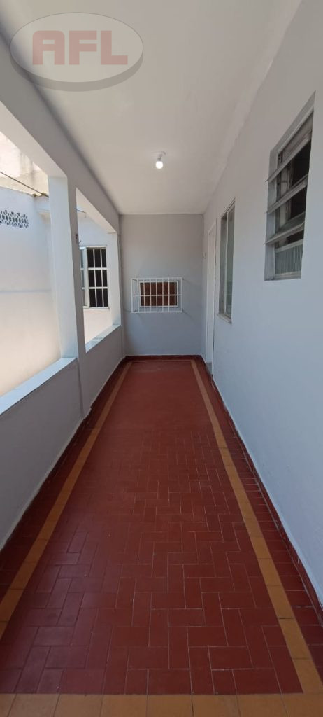 CASA NA VILA DA PENHA