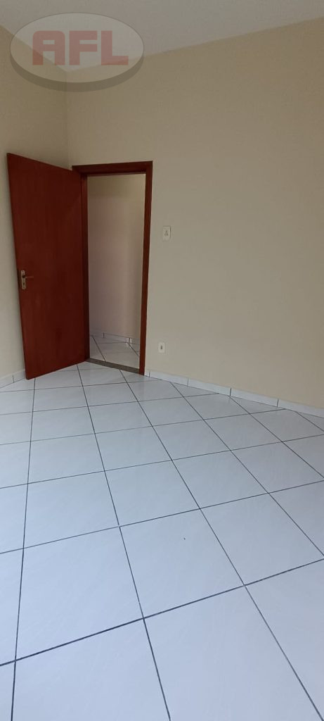 APARTAMENTO EM VISTA ALEGRE