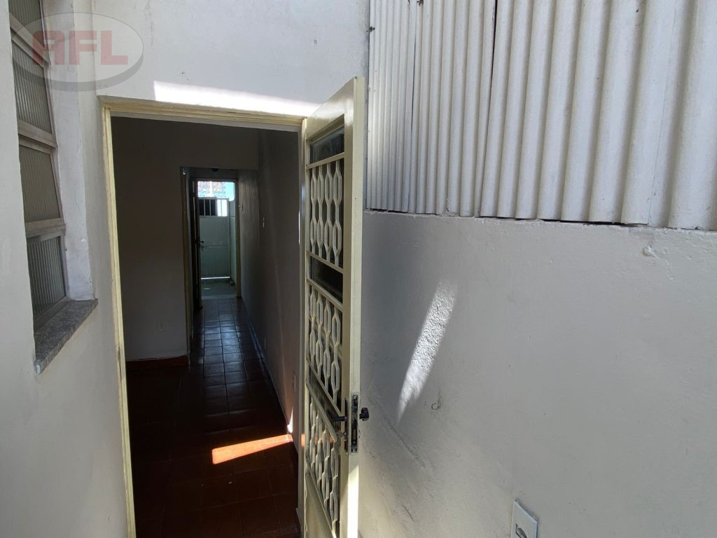 CASA TÉRREA EM VISTA ALEGRE