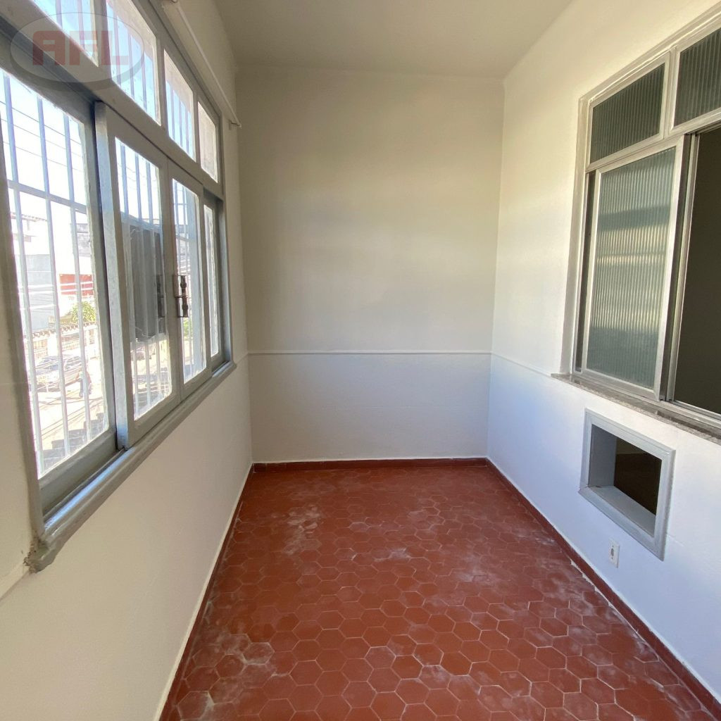 APARTAMENTO EM VISTA ALEGRE