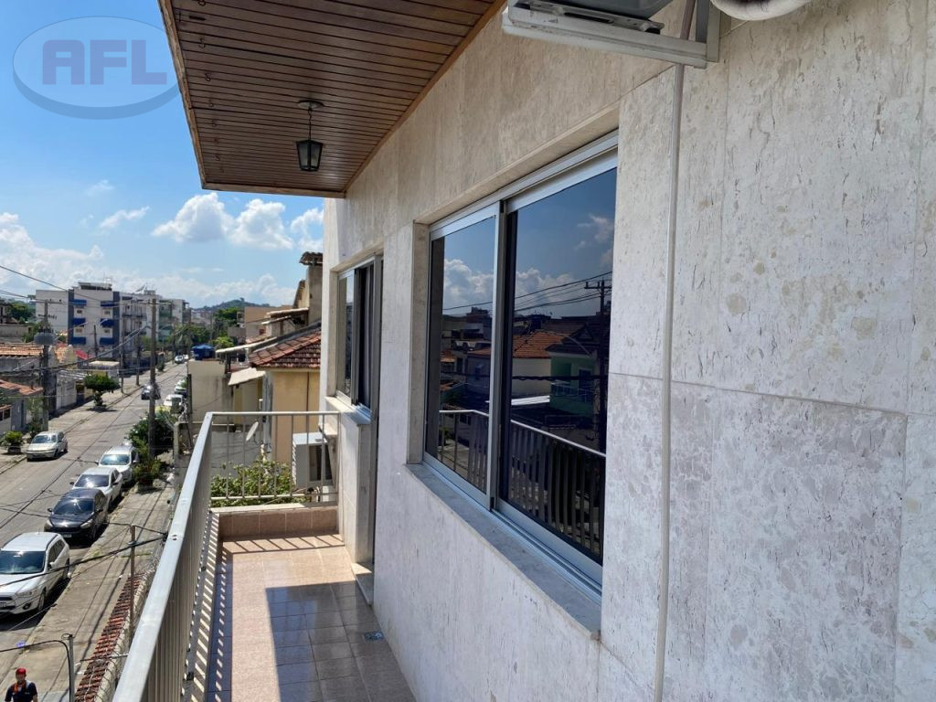 EXCELENTE APARTAMENTO NA VILA DA PENHA