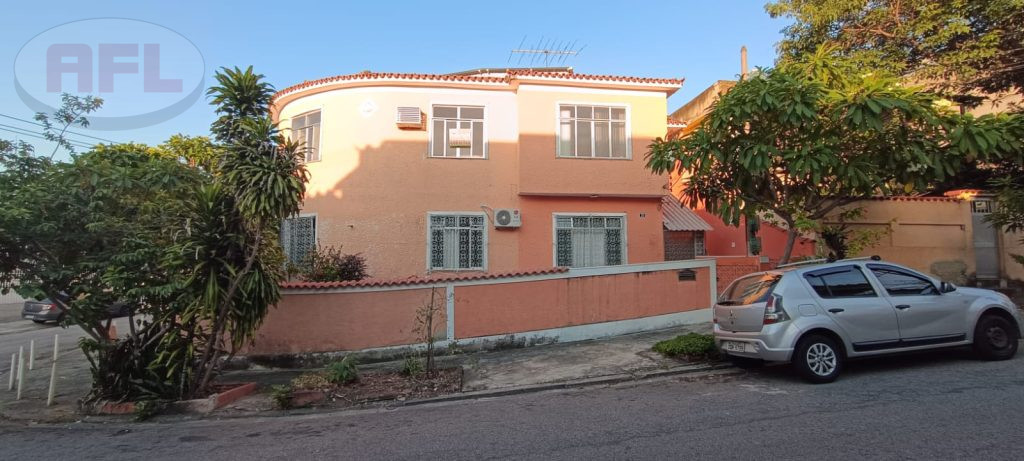 APARTAMENTO EM VISTA ALEGRE