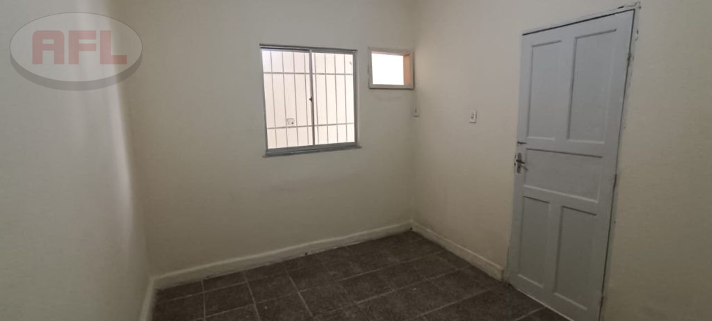 CASA TÉRREA EM CORDOVIL