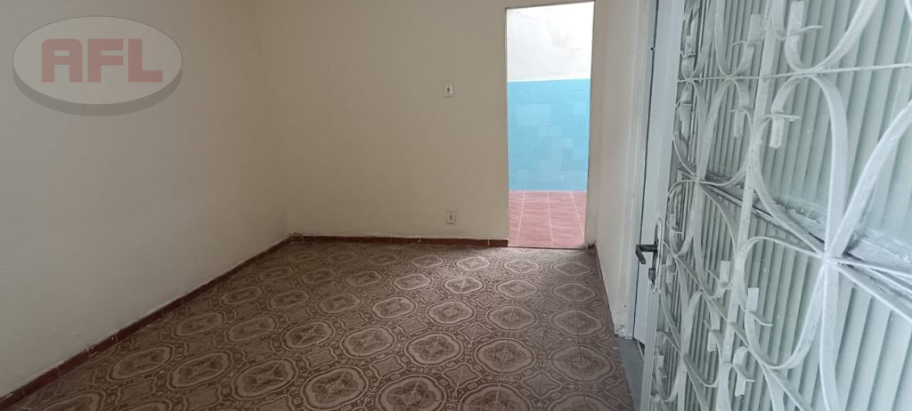 CASA TÉRREA EM CORDOVIL