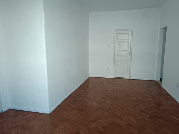APARTAMENTO EM VISTA ALEGRE